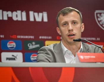 Kdybych měl recept, jak ubránit Ronalda, za draho bych ho prodával, řekl Vlček