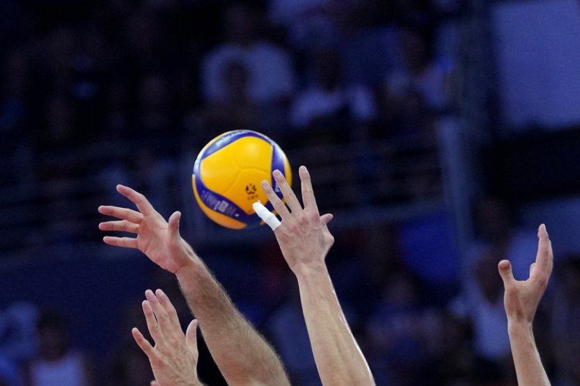 Volejbalisté odvrátili Estoncům mečboly a získali v Evropské lize bronz