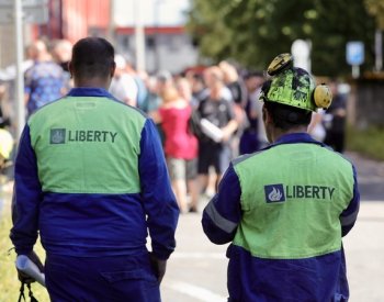 Lidé ze zadlužené Liberty dostanou půjčky, jejich budoucnost ovlivní investoři