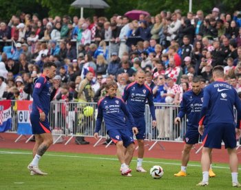 Chorvaté s Albánci chtějí ve vzájemném duelu napravit nevydařený vstup do Eura