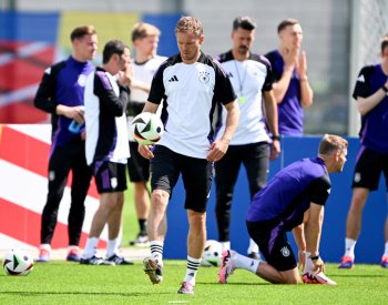 Němci a Švýcaři si mohou jako první zajistit na fotbalovém Euru osmifinále