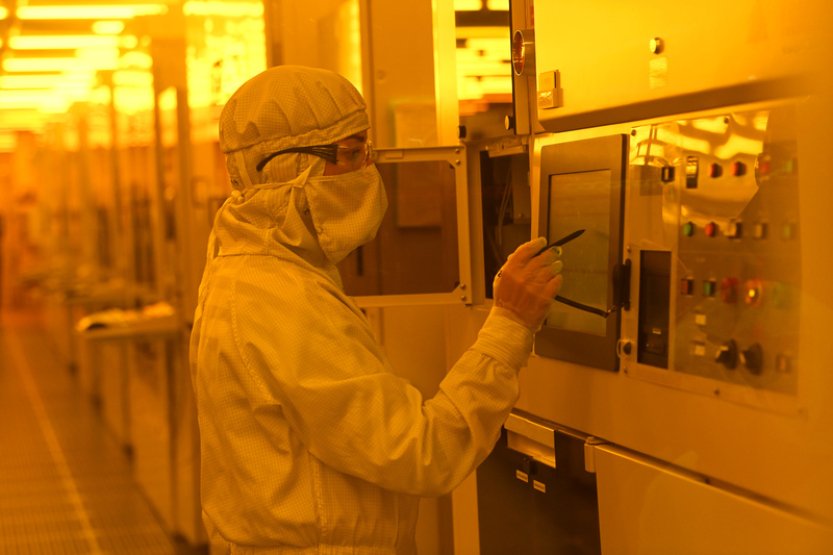 Americký výrobce čipů onsemi rozšíří za 46 mld. Kč závod v Rožnově