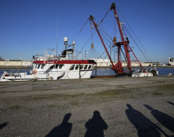 Dva čeští rybáři, jejichž lodi se porouchal motor, strávili na moři 20 hodin