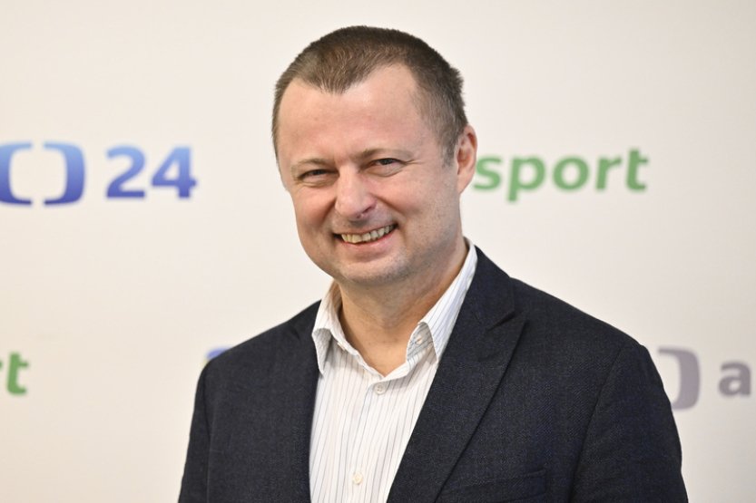 Staronovým předsedou Rady České televize je nadále Karel Novák