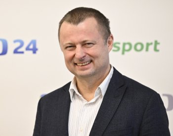 Staronovým předsedou Rady České televize je nadále Karel Novák