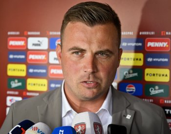 Součkovi se ozvalo koleno, asistent Köstl ale věří, že kapitán s Gruzií nastoupí