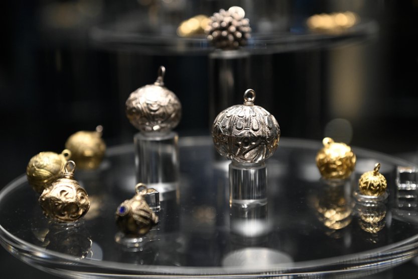 Klenotnice Velké Moravy v Modré představuje raně středověké šperky