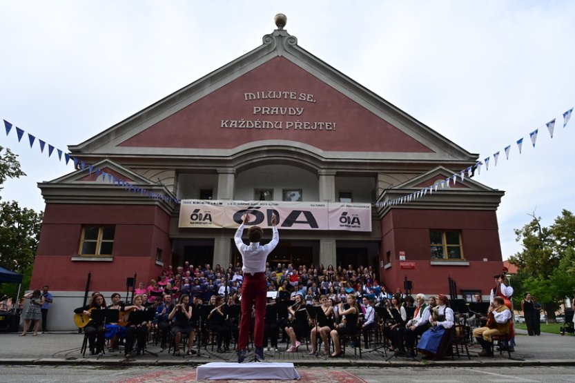 V Českých Budějovicích zazněla Óda na moje město od 170 hudebníků