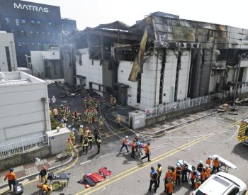 Po požáru v továrně v Jižní Koreji našli záchranáři 20 těl, píše Jonhap
