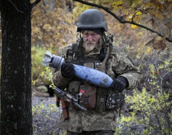 FT: EU našla cestu, jak obejít maďarské veto na zbrojní pomoc Ukrajině