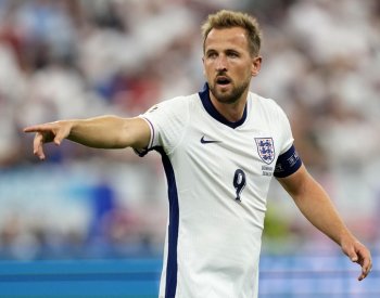 Angličané chtějí na Euru stvrdit postup proti Slovinsku, Dánsko hraje se Srbskem