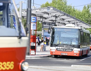 DPP loni dosáhl obratu 27,27 miliardy Kč, meziročně o 17 procent víc