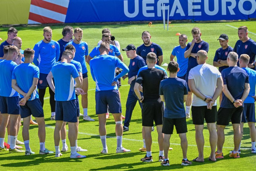 Fotbalisty čeká rozhodující duel o postup, Turkům mohou oplatit bolestivé prohry