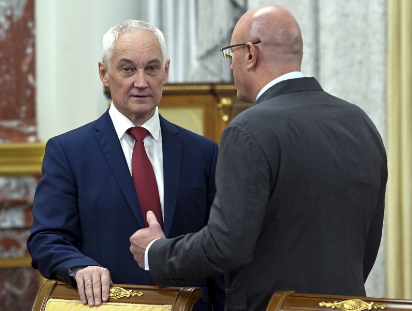 Ruský ministr varoval Austina kvůli dodávkám zbraní Ukrajině