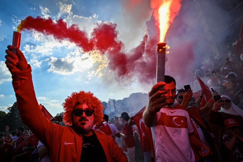 Ve fan zóně ve Stuttgartu byli při utkání ČR zraněni tři lidé, Češi to nebyli