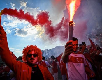 Ve fan zóně ve Stuttgartu byli při utkání ČR zraněni tři lidé, Češi to nebyli