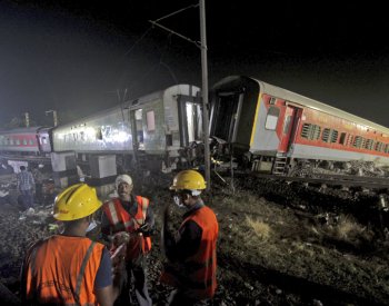 Kolem srážky vlaků panují nejasnosti o příčině i počtu obětí