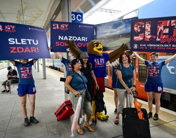 Do Prahy se začaly sjíždět tisíce sokolů na slet, začne v neděli