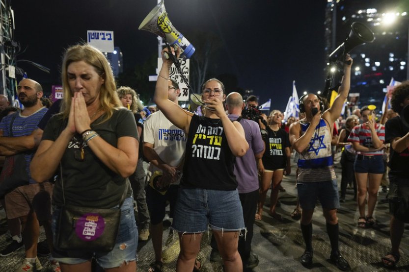 Desetitisíce lidí v Izraeli znovu vyšly do ulic na protest proti Netanjahuovi