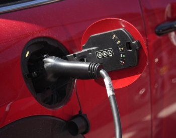 Britská firma dává do veteránů elektrické motory, vyjdou na stovky tisíc liber