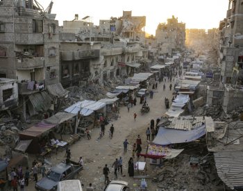 Reuters: Izraelské síly pronikly dál do Šudžáje a do Rafáhu, zabily šest lidí