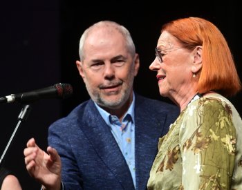 Herečka Iva Janžurová uvedla v K.Varech dokument své dcery nazvaný Janžurka