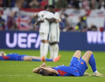 Slovenští fotbalisté po vyřazení cítili zklamání i hrdost