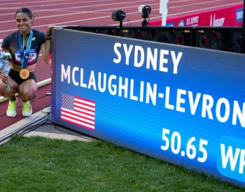McLaughlinová-Levroneová zaběhla popáté světový rekord na 400 m překážek