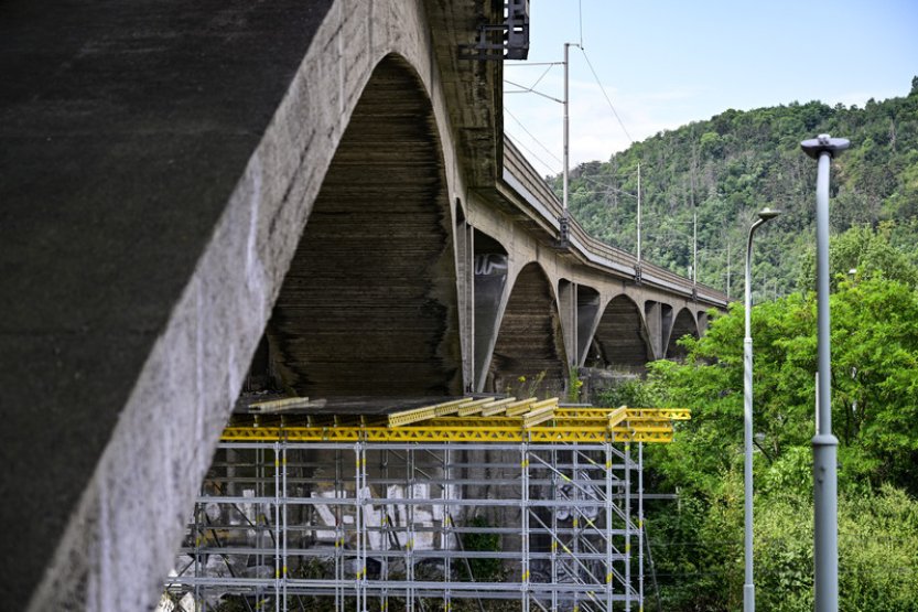 Na Branický most v Praze se po téměř půl roce vrátí vlaky