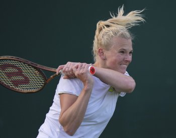 Siniaková klesla v žebříčku po neúspěšné obhajobě titulu o devět míst