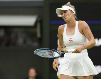 Vondroušová byla od rána nervózní, po vyřazení se neubránila slzám