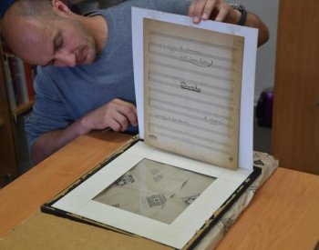 Poličské muzeum získalo vzácný rukopis skladby Dumka od Bohuslava Martinů