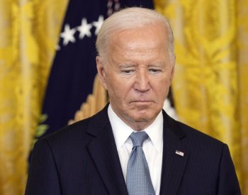 Tlak na Bidena roste, k výzvám k odchodu z kampaně se přidali sponzoři