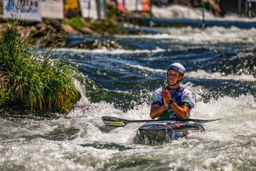 Kajakář Krejčí je vicemistrem světa do 23 let, Beková a Kočířová získaly bronz