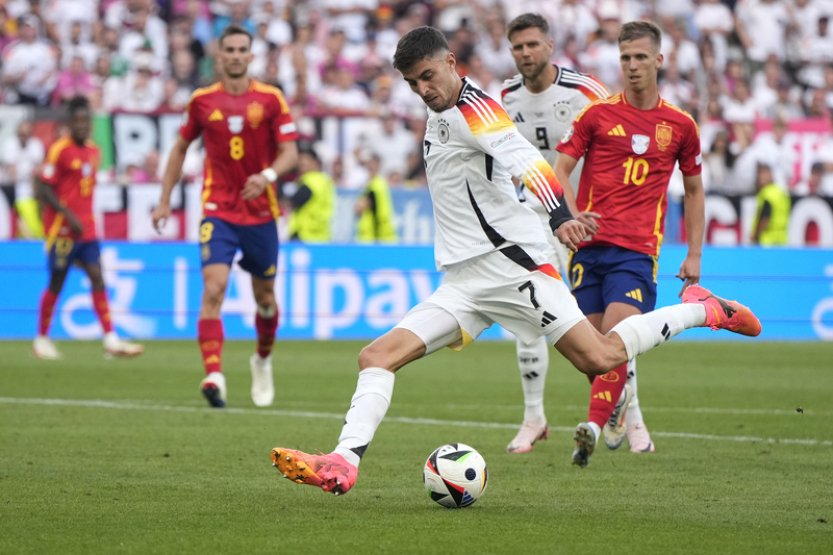 Extáze pro Španěly, agónie pro Němce, evropský tisk komentuje mimořádný zápas