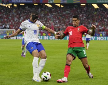 Nejdůležitější je postup, poukázal unavený Mbappé, o střídání si řekl sám