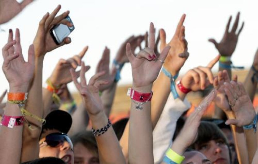 Na festivalu v Jihlavě se zranilo sedm lidí, tlačili se u vchodu do stanu