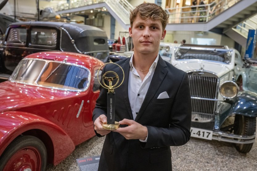 Pilot formule 2 Staněk předčasně opustí tým Trident