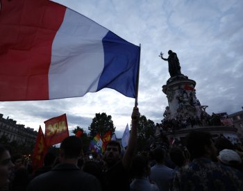 Francii může čekat menšinová či úřednická vláda, nové volby nejdřív za rok