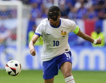 Nejrychlejším hráčem na ME je zatím Mbappé, nejdelší vzdálenost zdolal Rice