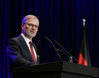 Patrioti slouží podle Fialy zájmům Ruska, podle Babiše je Fiala lhář