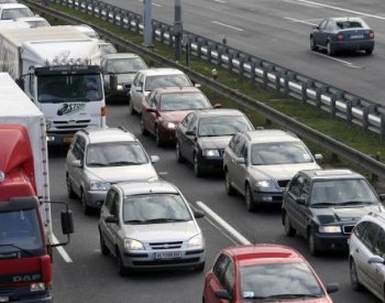 Na D1 před Prahou srazilo auto chodce, patrně utíkal od vloupání