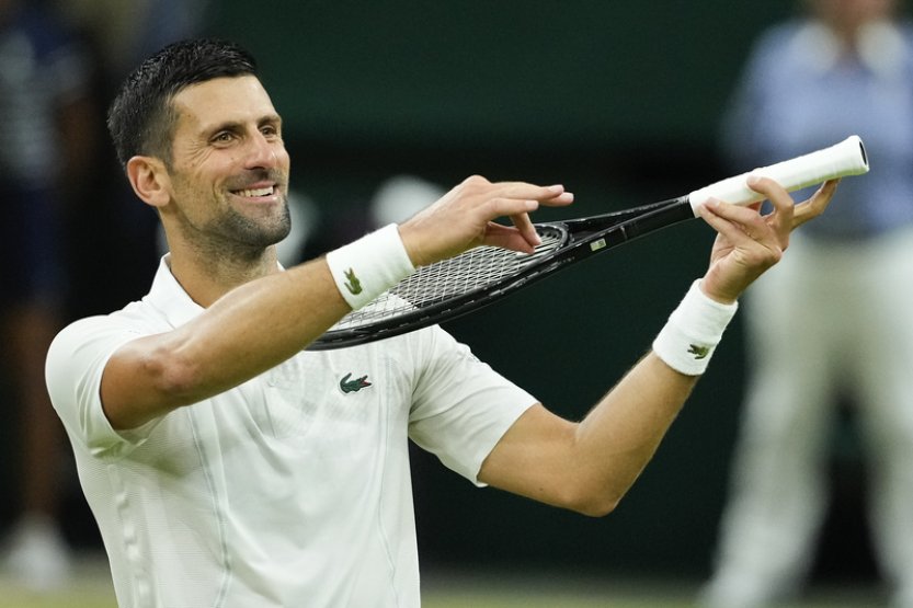 Djokovič po postupu do čtvrtfinále Wimbledonu kritizoval diváky