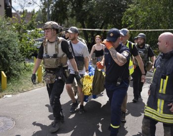 Lipavský k velvyslanci: Vrazi, útočící na děti v nemocnici, jsou odpadem lidstva