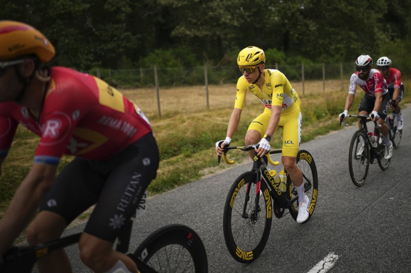 Tour de France se vrací do hor, Pogačar bude hájit žlutý dres lídra