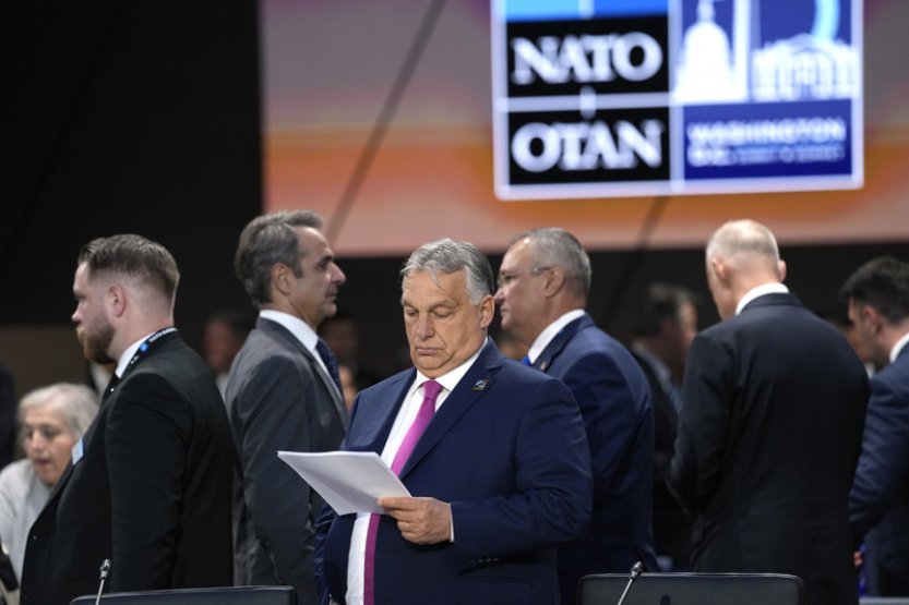 Orbán se po summitu NATO setkal s americkým exprezidentem Trumpem