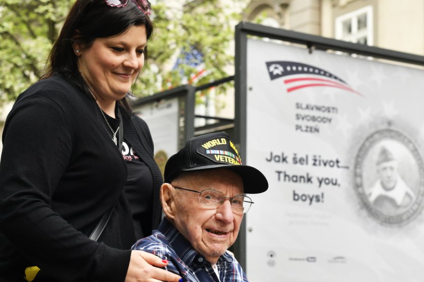 V USA zemřel veterán George Thompson, který v roce 1945 osvobozoval Plzeň