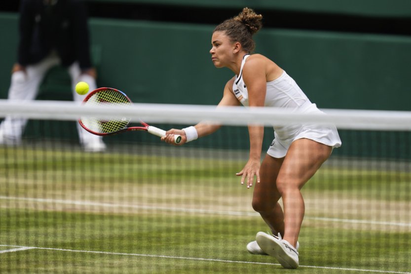 Italský tisk: Smrtící dvojchyba a Novotná jako anděl strážný