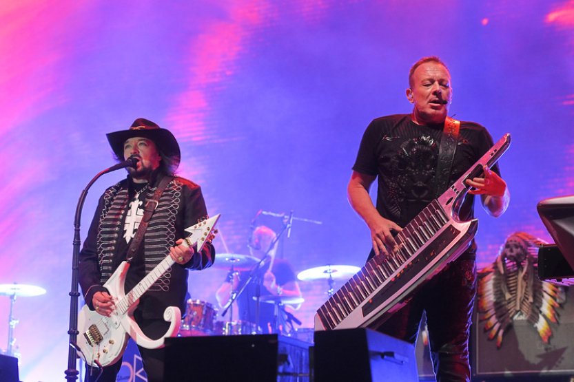 Skupina Lucie odehrála na Točníku jeden z posledních koncertů s Davidem Kollerem