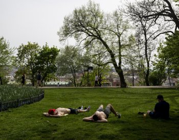 Města jsou v létě problematická, neboť se nezvládnou v noci přirozeně ochlazovat